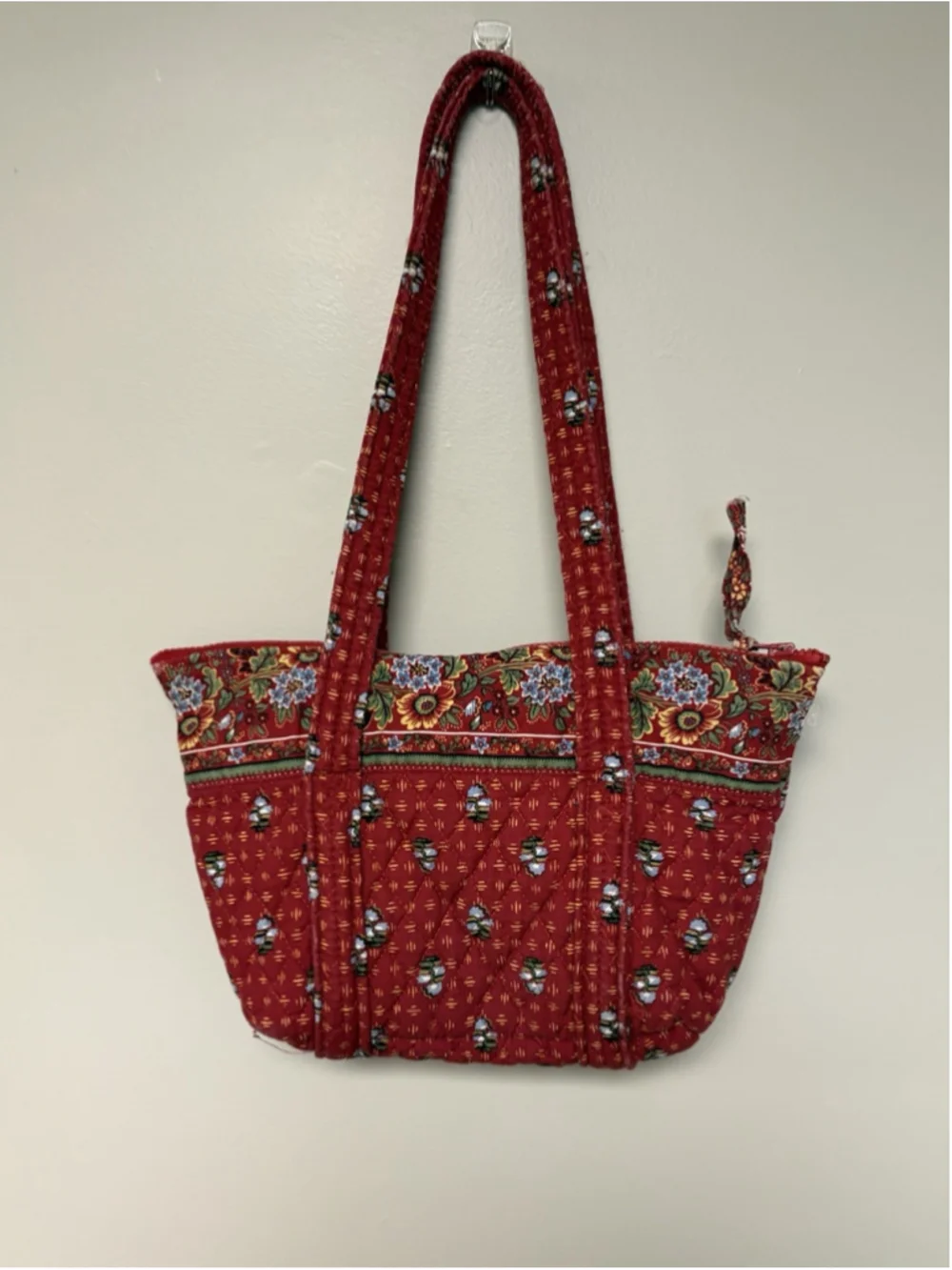 Vera Bradley Vintage Provençal Red Shoulder Bag Americana Quilted Boho Purse